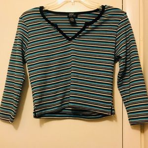 Like New 90’s Crop Top